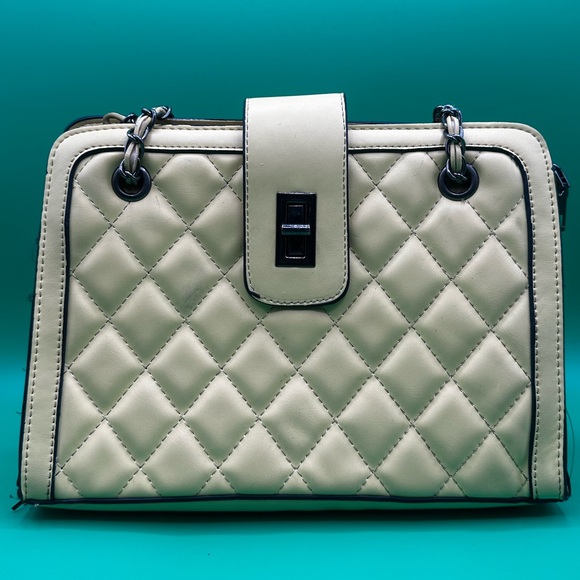 Crossbody handbag/ 
detachable shoulder strap
Cream/White - Picture 3 of 4